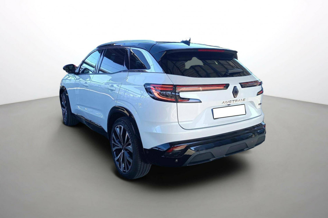 Acheter Renault Austral Austral E-Tech full hybrid 200 GSR2 Iconic 5p occasion dans les concessions du Groupe Faurie