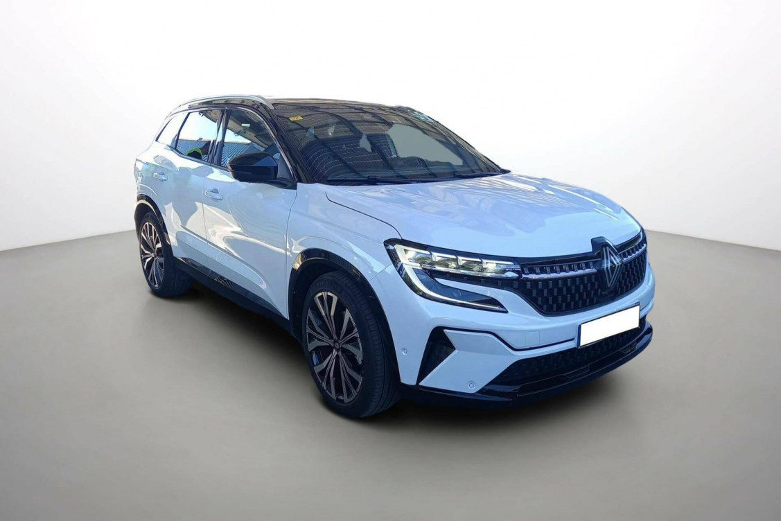 Acheter Renault Austral Austral E-Tech full hybrid 200 GSR2 Iconic 5p occasion dans les concessions du Groupe Faurie