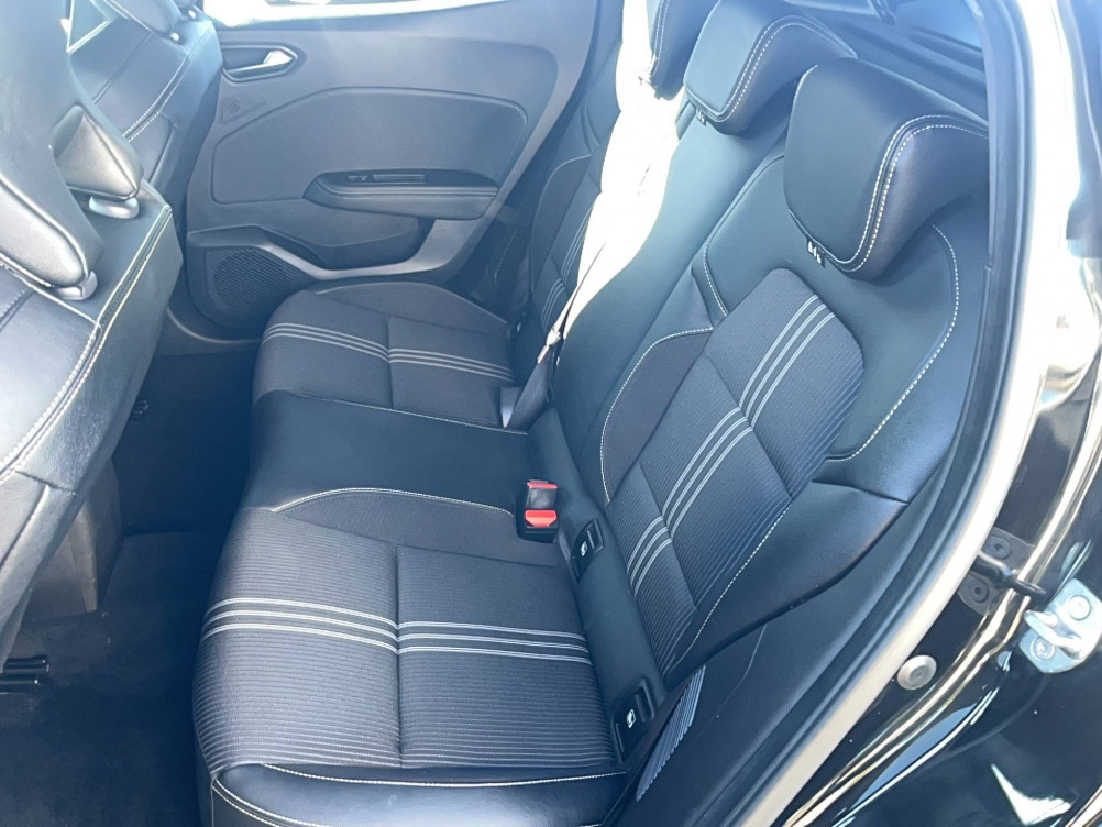 Acheter Renault Clio 5 Clio E-Tech full hybrid 145 Engineered 5p occasion dans les concessions du Groupe Faurie