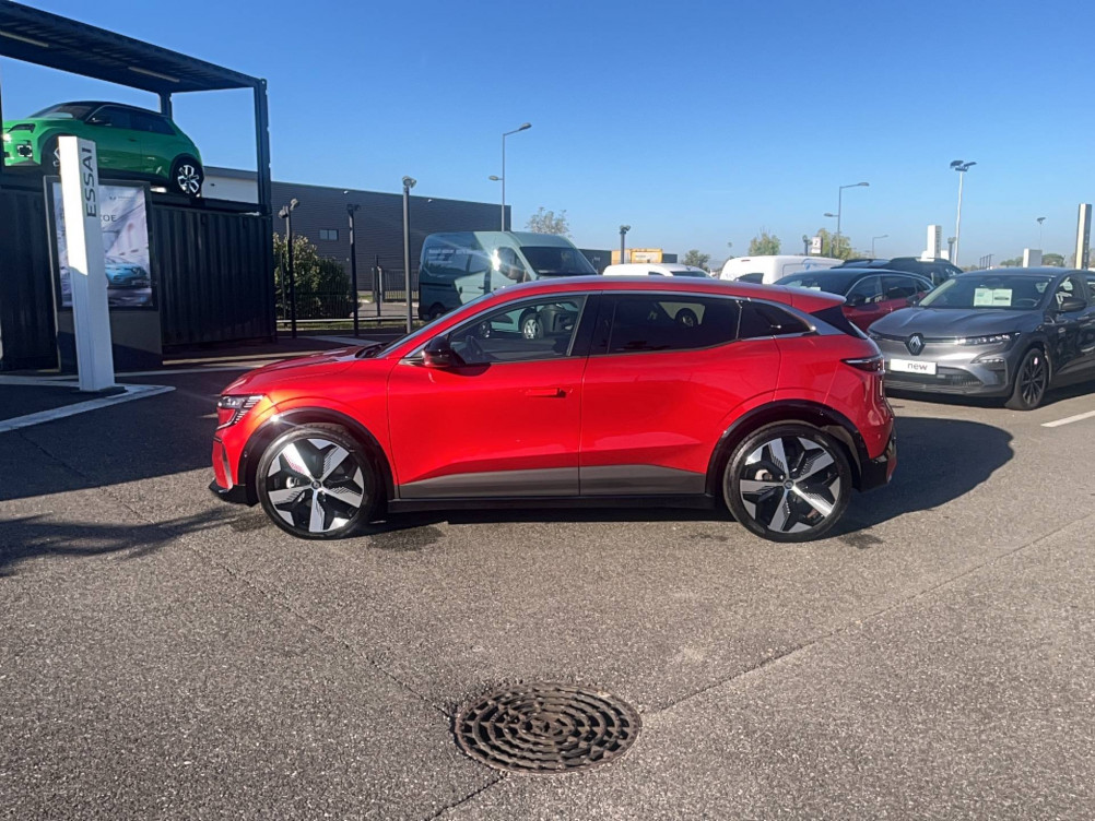 Acheter Renault Megane E-Tech Megane E-Tech EV60 220 ch super charge Techno 5p occasion dans les concessions du Groupe Faurie