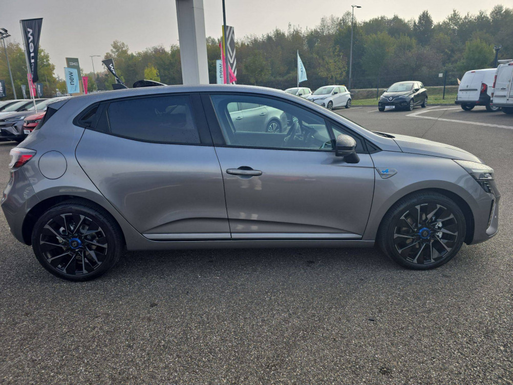 Acheter Renault Clio 5 Clio E-Tech full hybrid 145 ch GSR2 Esprit Alpine 5p occasion dans les concessions du Groupe Faurie