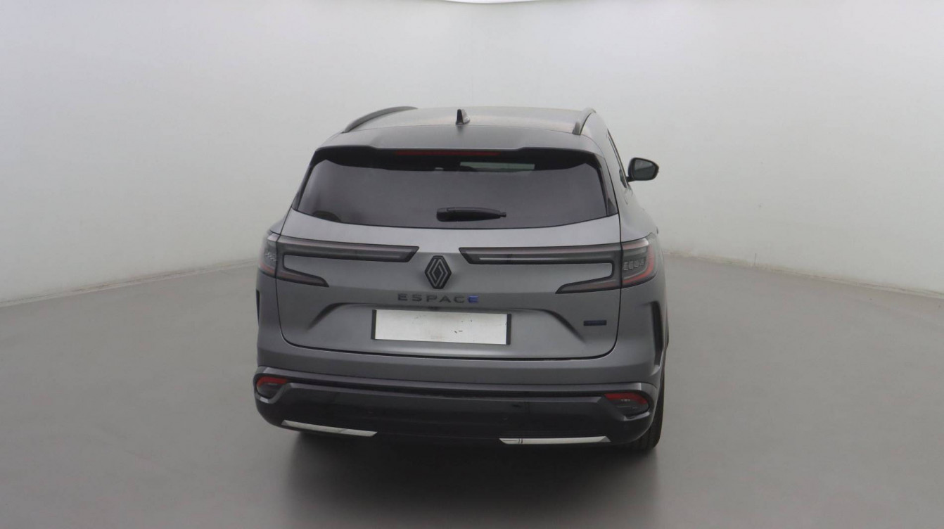 Acheter Renault Espace 6 Espace E-Tech full hybrid 200 GSR2 esprit Alpine 5p occasion dans les concessions du Groupe Faurie