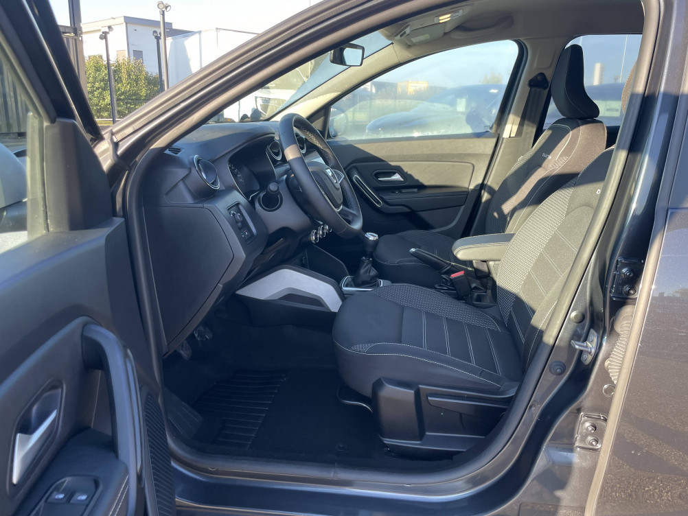 Acheter Dacia Duster Duster ECO-G 100 4x2 Prestige + 5p occasion dans les concessions du Groupe Faurie