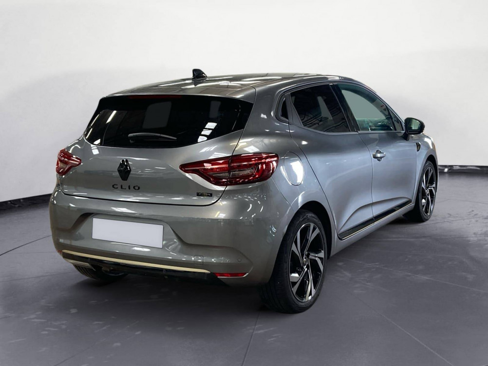 Acheter Renault Clio 5 Clio E-Tech full hybrid 145 Engineered 5p occasion dans les concessions du Groupe Faurie