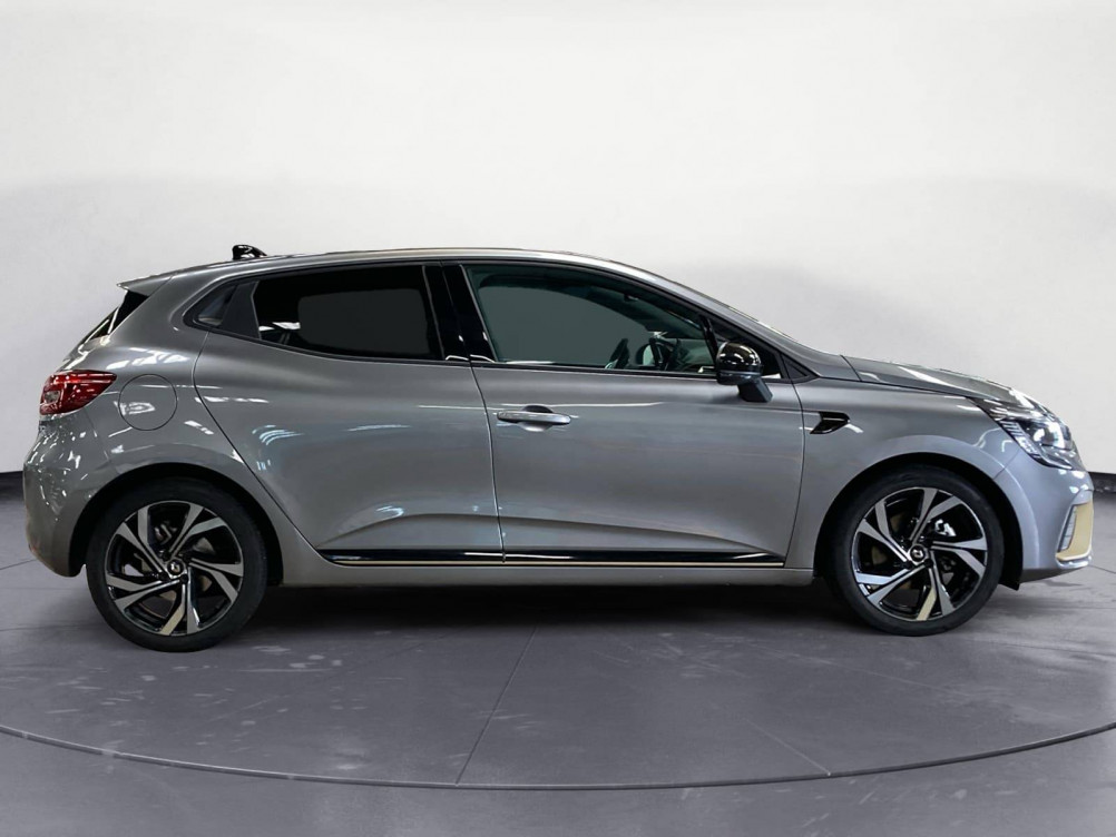Acheter Renault Clio 5 Clio E-Tech full hybrid 145 Engineered 5p occasion dans les concessions du Groupe Faurie