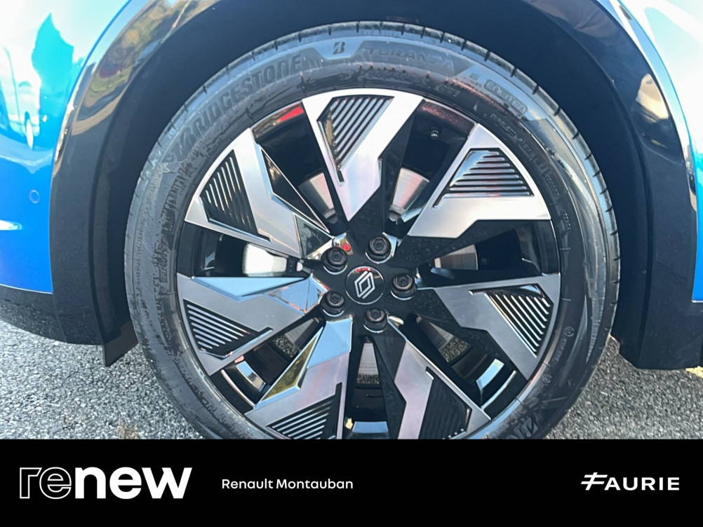 Acheter Renault Rafale Rafale E-Tech full hybrid 200 esprit Alpine 5p occasion dans les concessions du Groupe Faurie