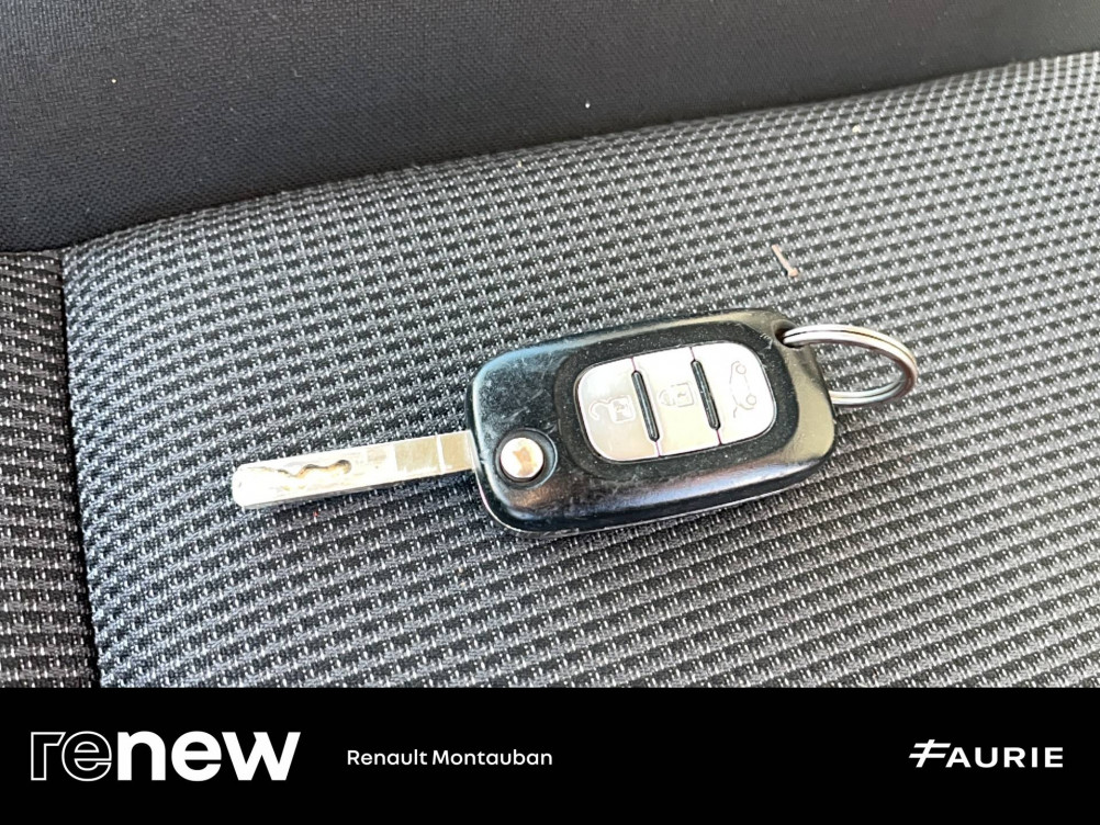 Acheter Renault Master 3 MASTER FGN TRAC F3300 L2H2 DCI 135 SL PRO+ 4p occasion dans les concessions du Groupe Faurie