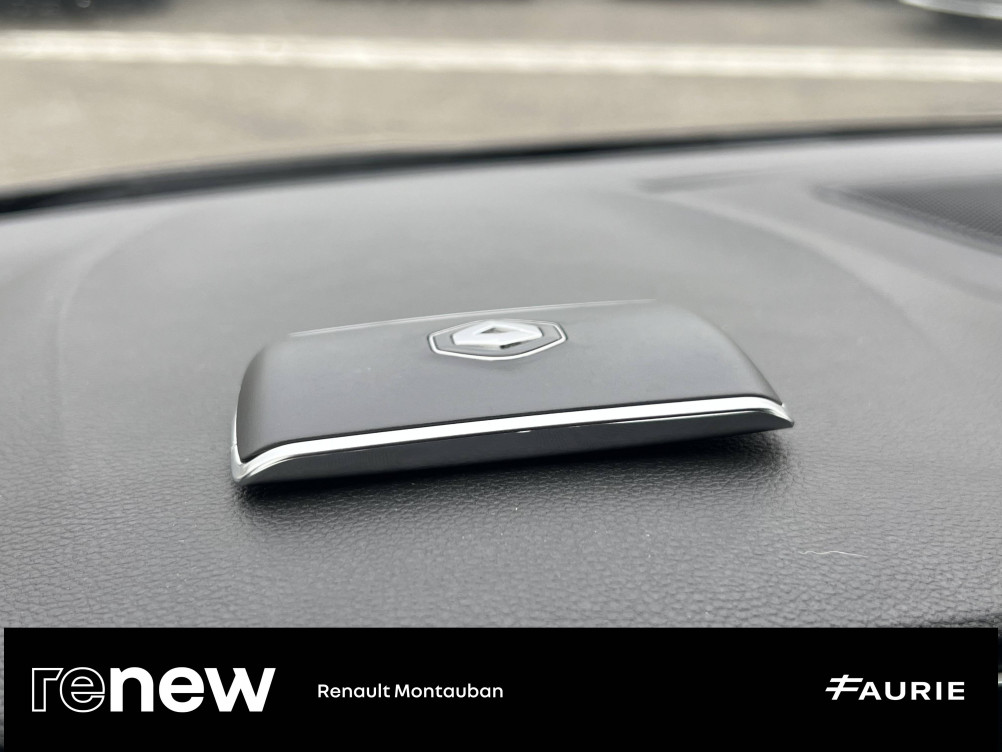 Acheter Renault Megane 4 Mégane IV Berline Blue dCi 115 Intens 5p occasion dans les concessions du Groupe Faurie