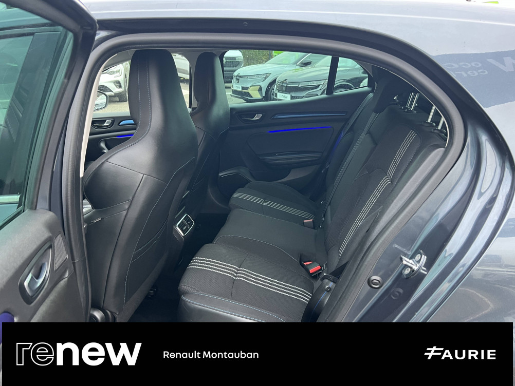 Acheter Renault Megane 4 Mégane IV Berline Blue dCi 115 Intens 5p occasion dans les concessions du Groupe Faurie