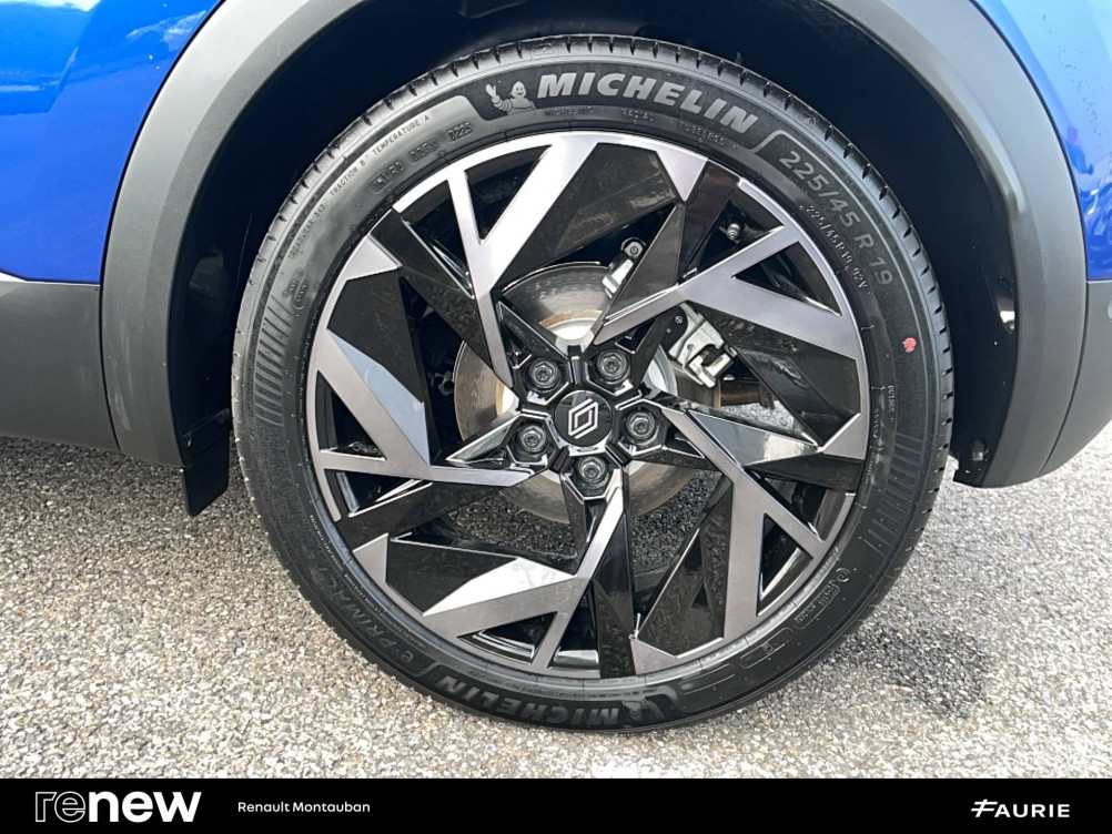 Acheter Renault Captur 2 Captur E-Tech full hybrid 145 ch esprit Alpine 5p occasion dans les concessions du Groupe Faurie