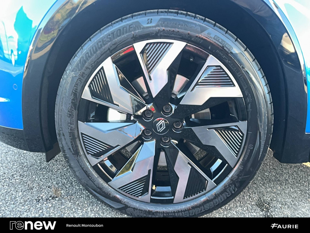 Acheter Renault Rafale Rafale E-Tech full hybrid 200 esprit Alpine 5p occasion dans les concessions du Groupe Faurie