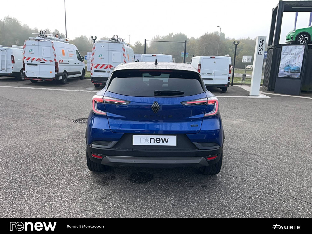 Acheter Renault Captur 2 Captur E-Tech full hybrid 145 ch esprit Alpine 5p occasion dans les concessions du Groupe Faurie