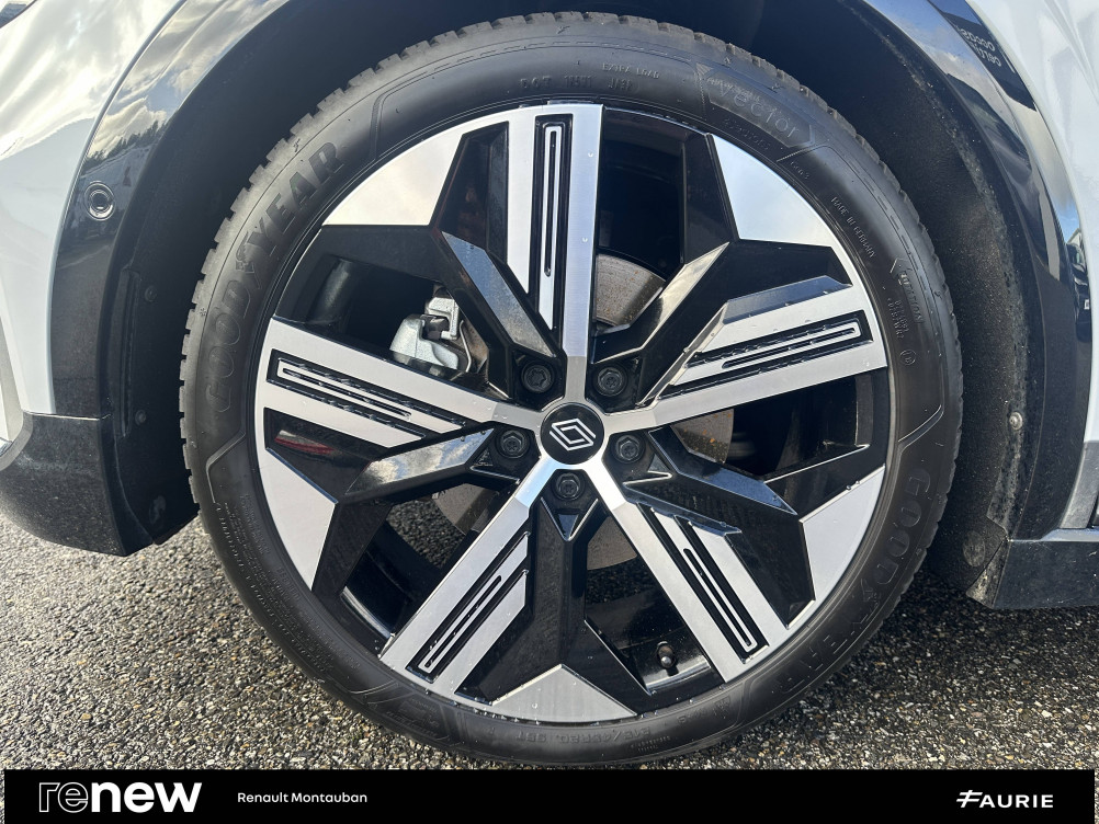 Acheter Renault Megane E-Tech Megane E-Tech EV60 220 ch super charge Iconic 5p occasion dans les concessions du Groupe Faurie