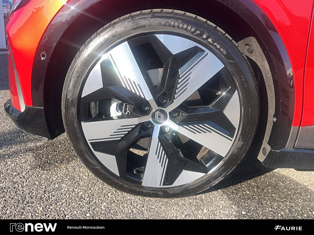 Acheter Renault Megane E-Tech Megane E-Tech EV60 220 ch super charge Techno 5p occasion dans les concessions du Groupe Faurie
