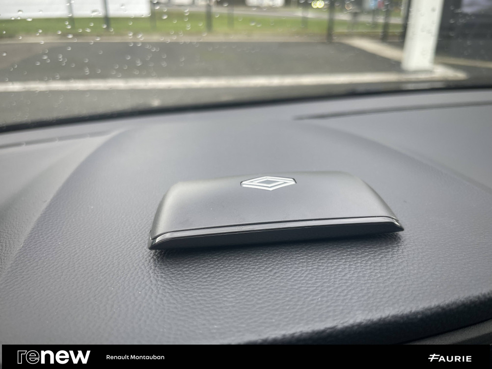 Acheter Renault Clio 5 Clio E-Tech full hybrid 145 ch GSR2 Techno 5p occasion dans les concessions du Groupe Faurie