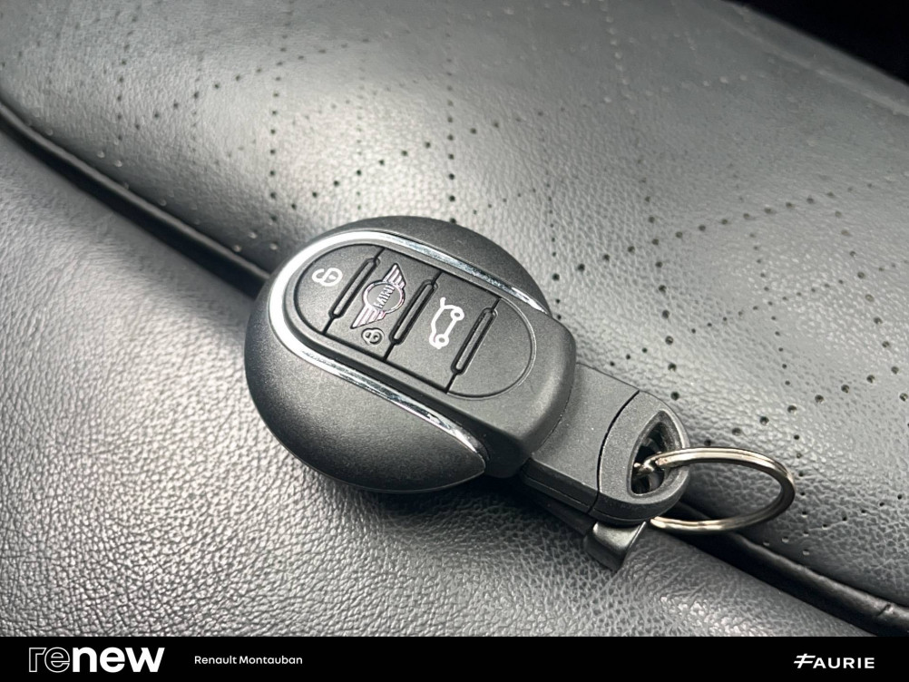 Acheter Mini Mini Hatch 5 Portes Cooper 136 ch BVA7 Finition Business Design 5p occasion dans les concessions du Groupe Faurie