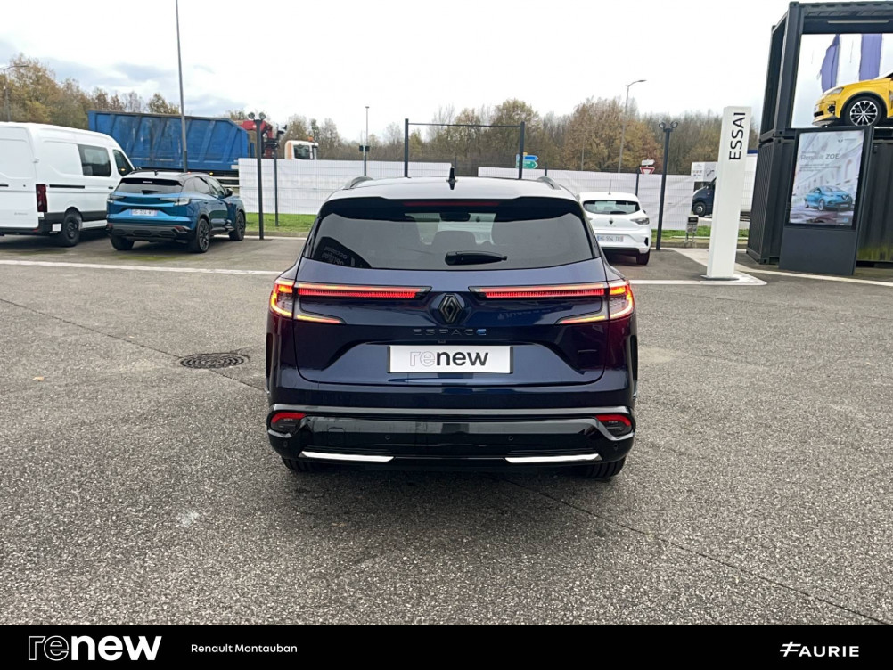 Acheter Renault Espace 6 Espace E-Tech full hybrid 200 GSR2 esprit Alpine 5p occasion dans les concessions du Groupe Faurie