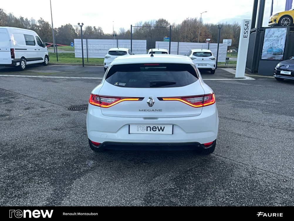 Acheter Renault Megane 4 Mégane IV Berline TCe 130 Energy EDC Limited 5p occasion dans les concessions du Groupe Faurie