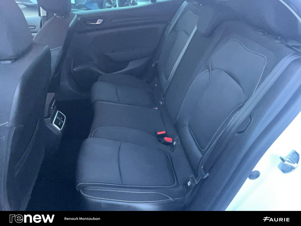 Acheter Renault Megane 4 Mégane IV Berline TCe 130 Energy EDC Limited 5p occasion dans les concessions du Groupe Faurie