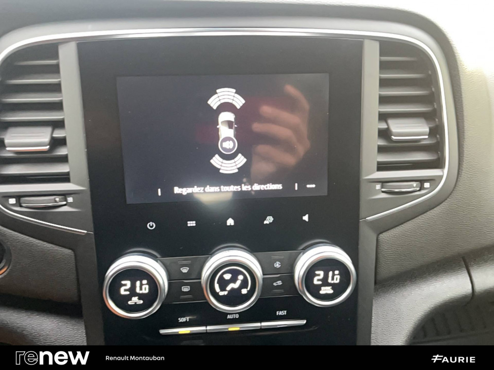 Acheter Renault Megane 4 Mégane IV Berline Blue dCi 115 - 21B Business 5p occasion dans les concessions du Groupe Faurie