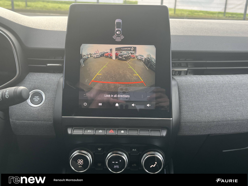 Acheter Renault Clio 5 Clio E-Tech full hybrid 145 ch GSR2 Techno 5p occasion dans les concessions du Groupe Faurie