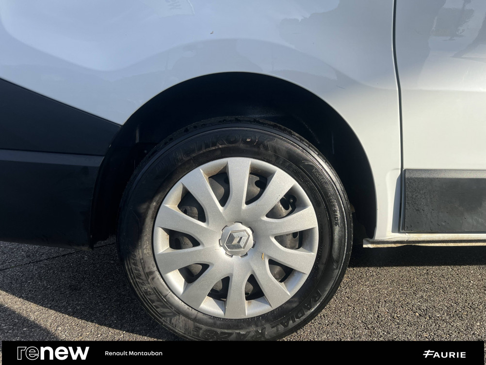 Acheter Renault Trafic 3 TRAFIC FGN L1H1 1000 KG DCI 120 SL PRO+ 4p occasion dans les concessions du Groupe Faurie