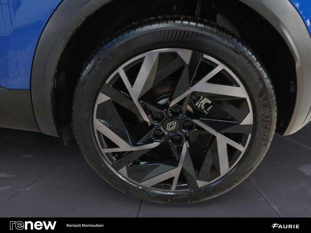 Acheter Renault Captur 2 Captur E-Tech full hybrid 145 ch esprit Alpine 5p occasion dans les concessions du Groupe Faurie