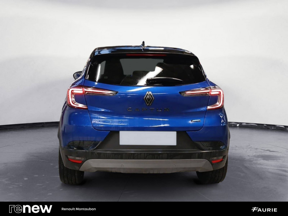 Acheter Renault Captur 2 Captur E-Tech full hybrid 145 ch esprit Alpine 5p occasion dans les concessions du Groupe Faurie