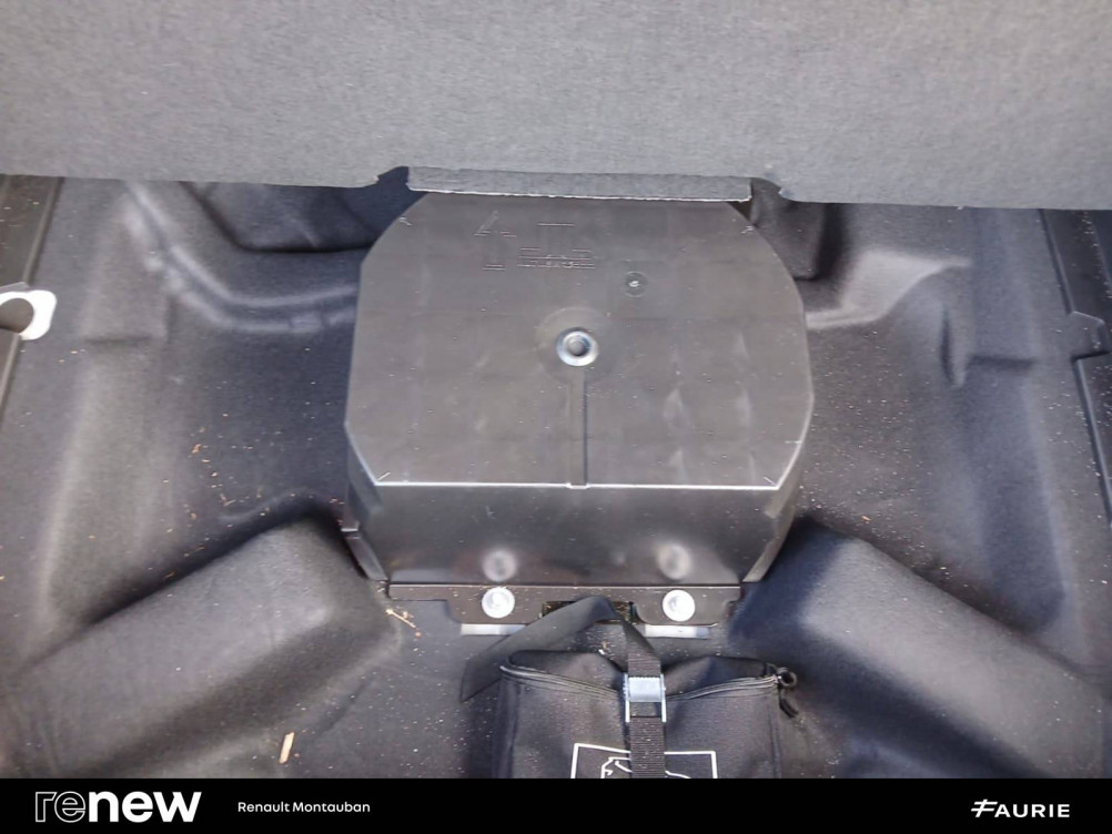 Acheter Renault Austral Austral E-Tech full hybrid 200 GSR2 Iconic esprit Alpine 5p occasion dans les concessions du Groupe Faurie