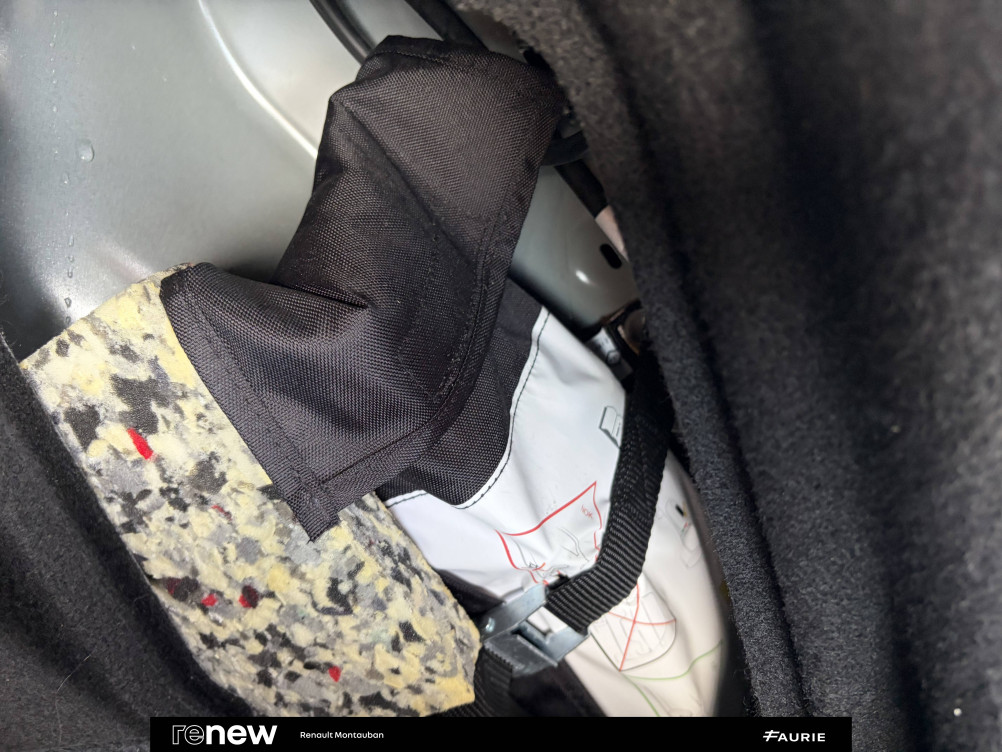 Acheter Renault Megane 4 Megane IV Berline Blue dCi 115 Evolution 5p occasion dans les concessions du Groupe Faurie