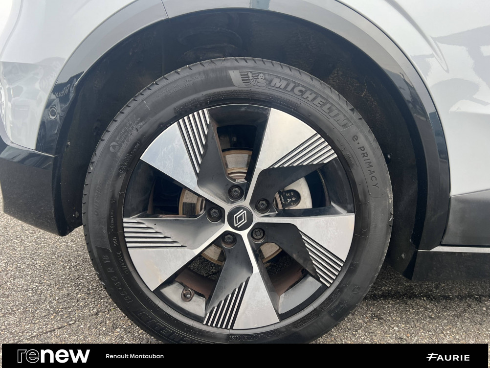 Acheter Renault Megane E-Tech Megane E-Tech EV60 220 ch super charge Equilibre 5p occasion dans les concessions du Groupe Faurie