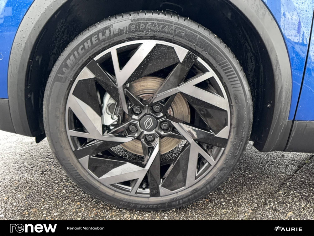 Acheter Renault Captur 2 Captur E-Tech full hybrid 145 ch esprit Alpine 5p occasion dans les concessions du Groupe Faurie