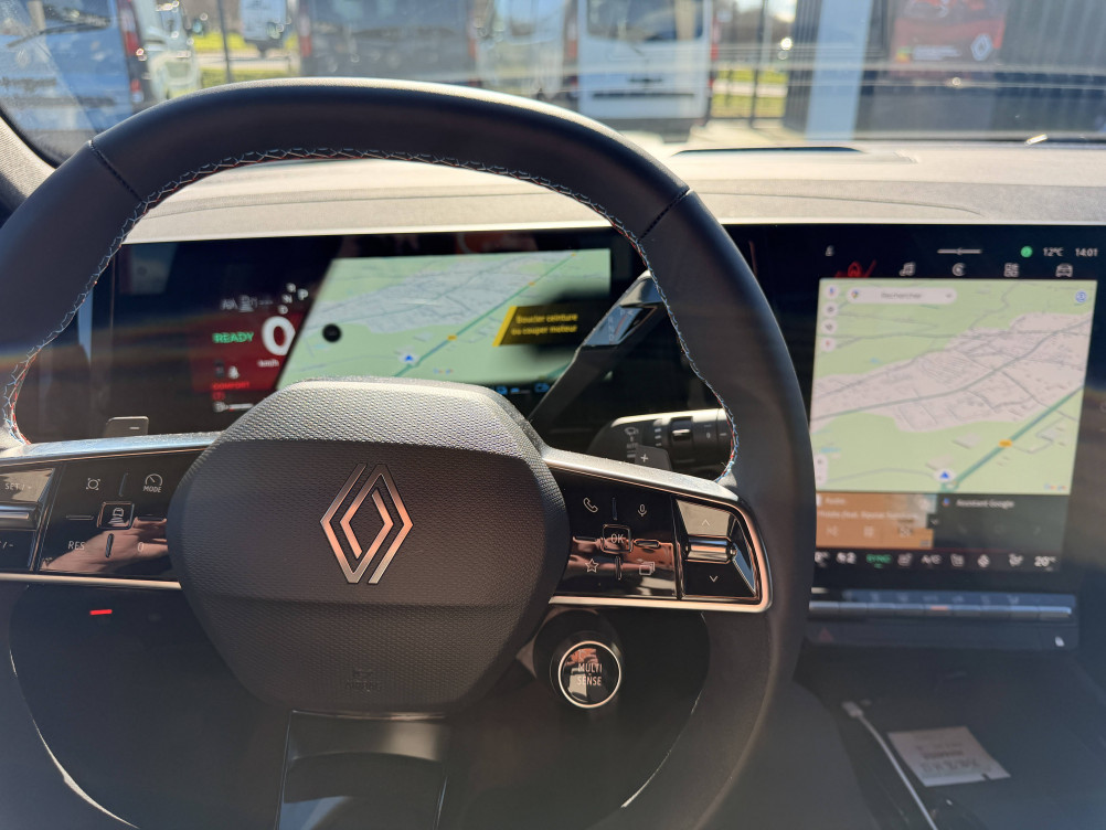 Acheter Renault Austral Austral full hybrid E-Tech 200 ch Esprit Alpine 5p neuf dans les concessions du Groupe Faurie