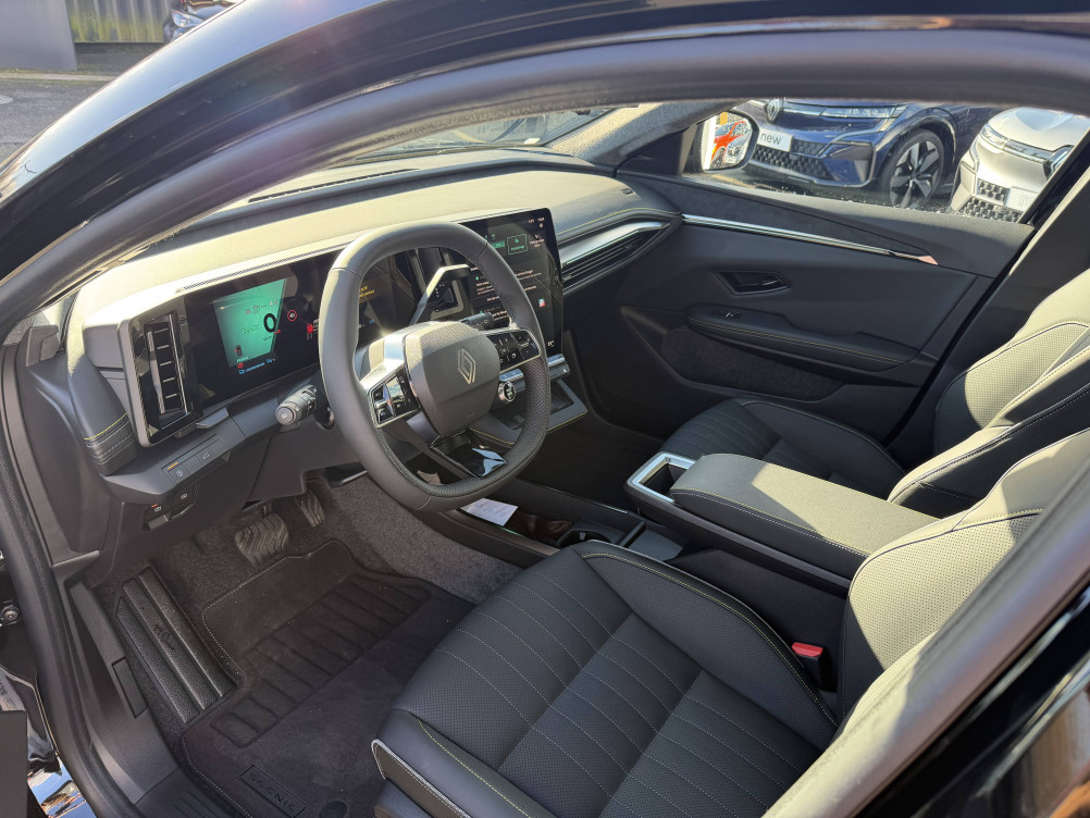 Acheter Renault Scenic 5 Scenic E-Tech electrique 220 ch grande autonomie Techno Iconic 5p neuf dans les concessions du Groupe Faurie