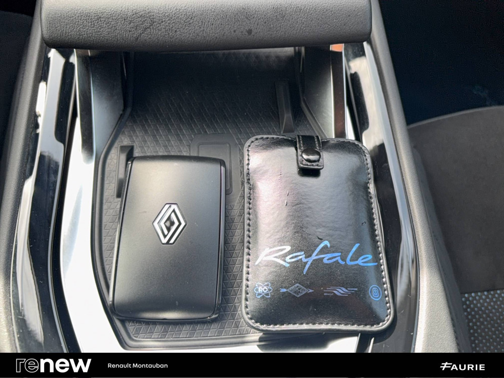 Acheter Renault Rafale Rafale E-Tech full hybrid 200 ch esprit Alpine 5p occasion dans les concessions du Groupe Faurie