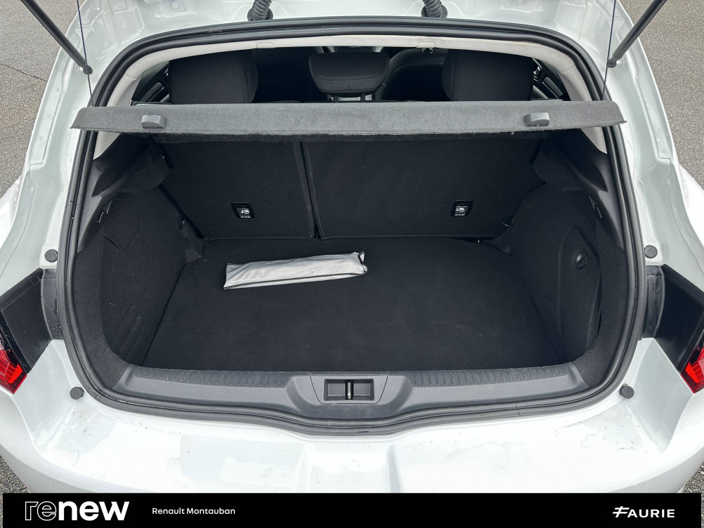 Acheter Renault Megane 4 Mégane IV Berline Blue dCi 115 EDC Business 5p occasion dans les concessions du Groupe Faurie