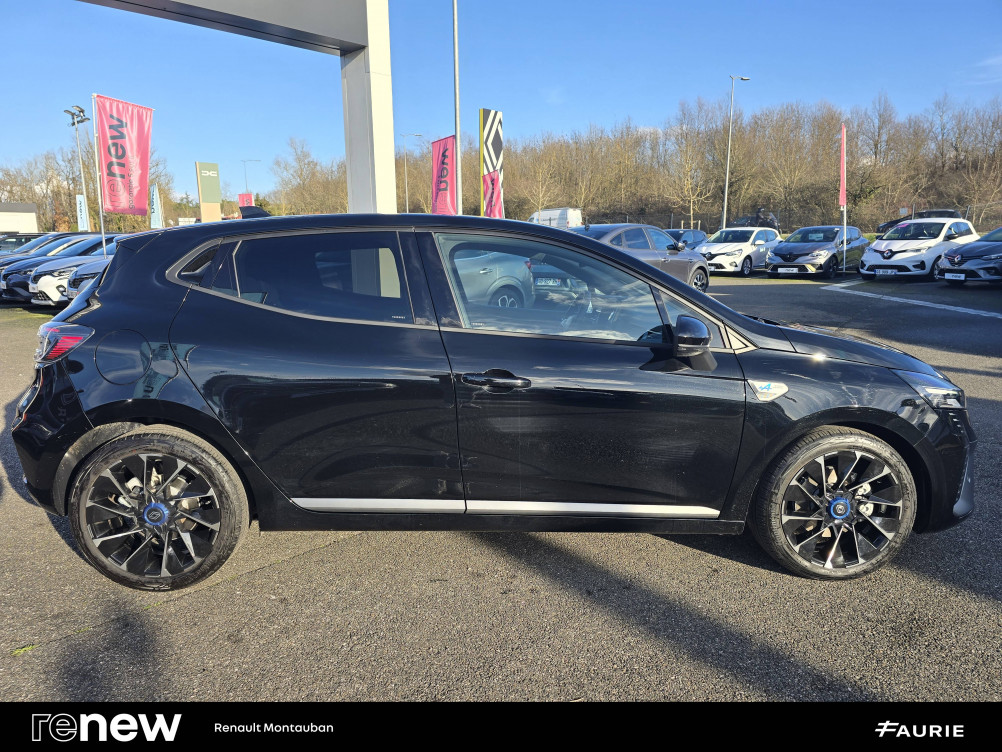 Acheter Renault Clio 5 Clio E-Tech full hybrid 145 ch GSR2 Esprit Alpine 5p occasion dans les concessions du Groupe Faurie