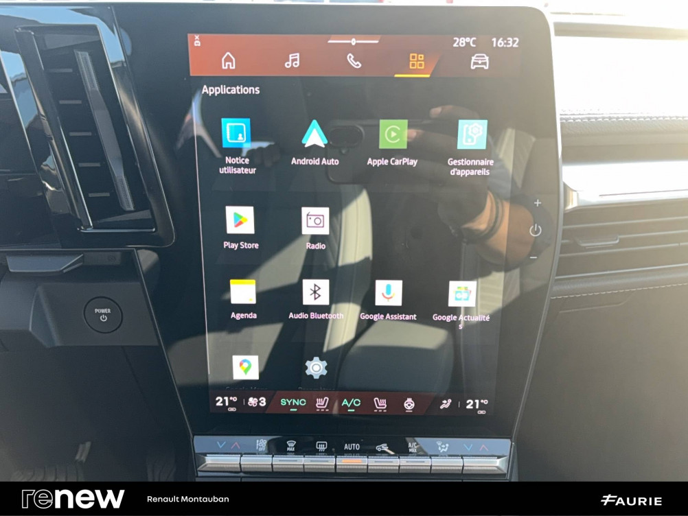 Acheter Renault Scenic 5 Scenic E-Tech electrique 220 ch grande autonomie Techno Iconic 5p occasion dans les concessions du Groupe Faurie