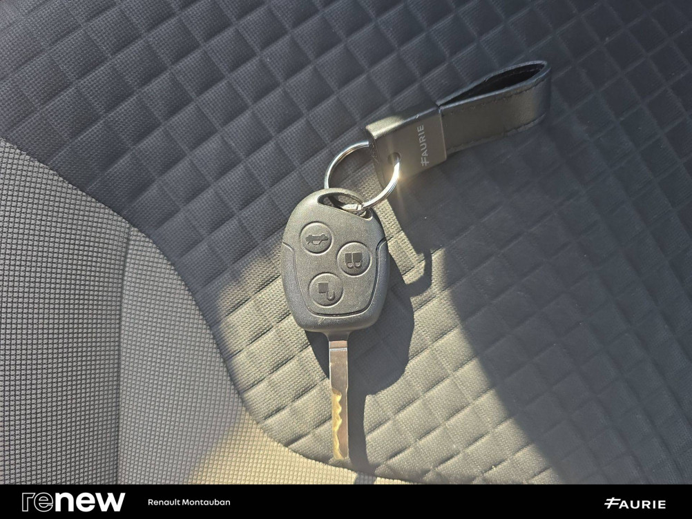 Acheter Ford Tourneo Courier Tourneo Courier 1.0 E 100 BV6 S&S Titanium 4p occasion dans les concessions du Groupe Faurie