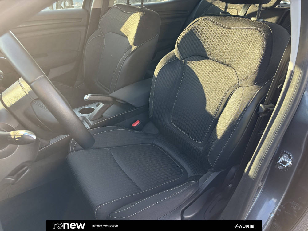 Acheter Renault Megane 4 Mégane IV Berline Blue dCi 95 Business 5p occasion dans les concessions du Groupe Faurie