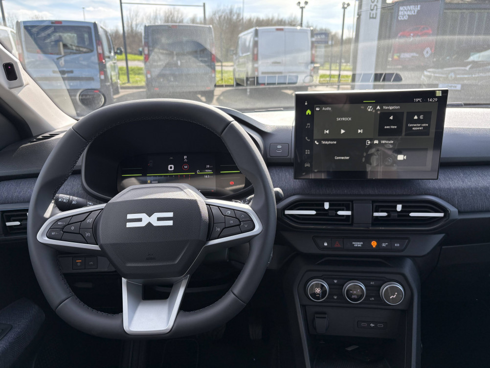 Acheter Dacia Sandero Sandero ECO-G 120 auto Journey 5p neuf dans les concessions du Groupe Faurie