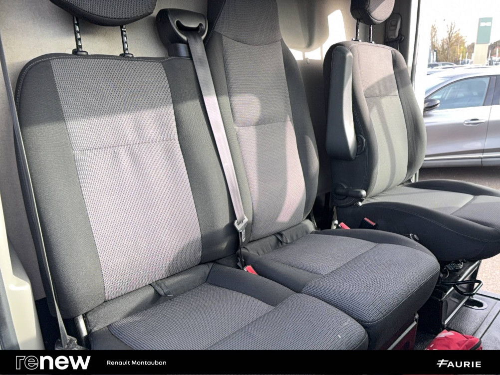 Acheter Renault Master 3 MASTER FGN TRAC F3500 L2H2 ENERGY DCI 180 GRAND CONFORT 4p occasion dans les concessions du Groupe Faurie