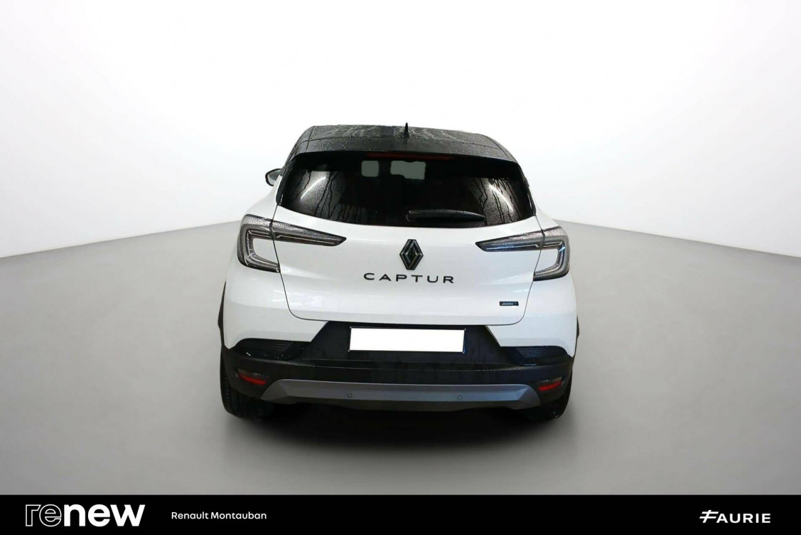 Acheter Renault Captur 2 Captur E-Tech full hybrid 145 ch esprit Alpine 5p occasion dans les concessions du Groupe Faurie