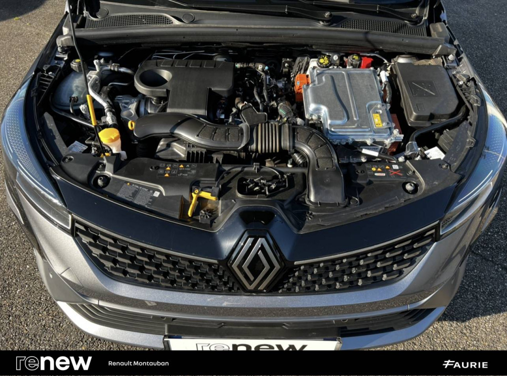 Acheter Renault Clio 5 Clio E-Tech full hybrid 145 ch GSR2 Techno 5p occasion dans les concessions du Groupe Faurie