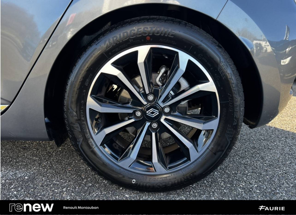 Acheter Renault Clio 5 Clio E-Tech full hybrid 145 ch GSR2 Techno 5p occasion dans les concessions du Groupe Faurie