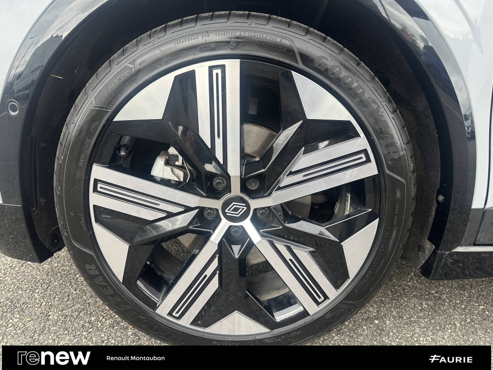 Acheter Renault Megane E-Tech Megane E-Tech EV60 220 ch super charge Iconic 5p occasion dans les concessions du Groupe Faurie