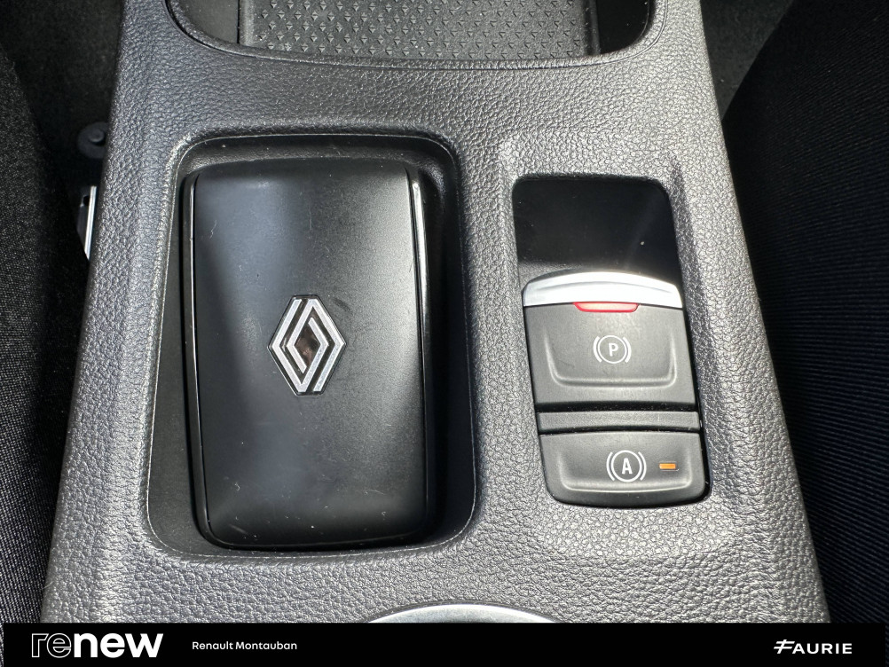 Acheter Renault Captur 2 Captur E-Tech full hybrid 145 ch esprit Alpine 5p occasion dans les concessions du Groupe Faurie