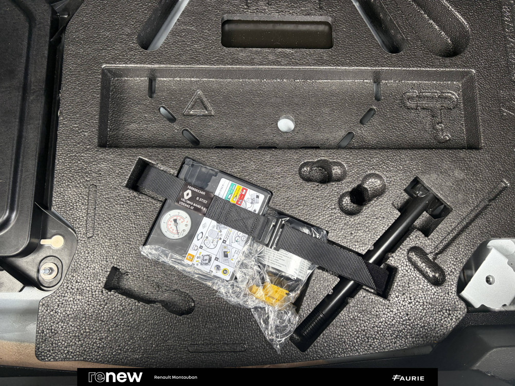 Acheter Renault Clio 5 Clio E-Tech hybride 145 Evolution 5p occasion dans les concessions du Groupe Faurie