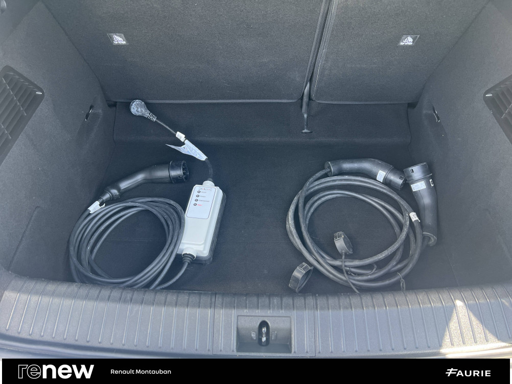 Acheter Renault Megane E-Tech Megane E-Tech EV40 130ch standard charge Equilibre 5p occasion dans les concessions du Groupe Faurie