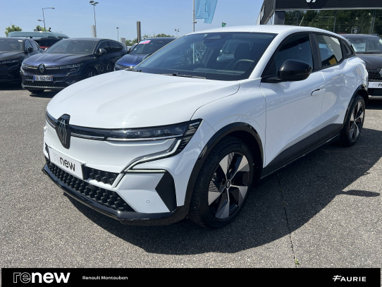 Acheter Renault Megane E-Tech Megane E-Tech EV40 130ch standard charge Equilibre 5p occasion dans les concessions du Groupe Faurie